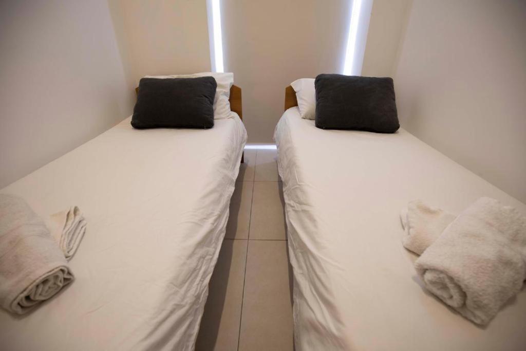 Metrostays Apartament Слима Екстериор снимка